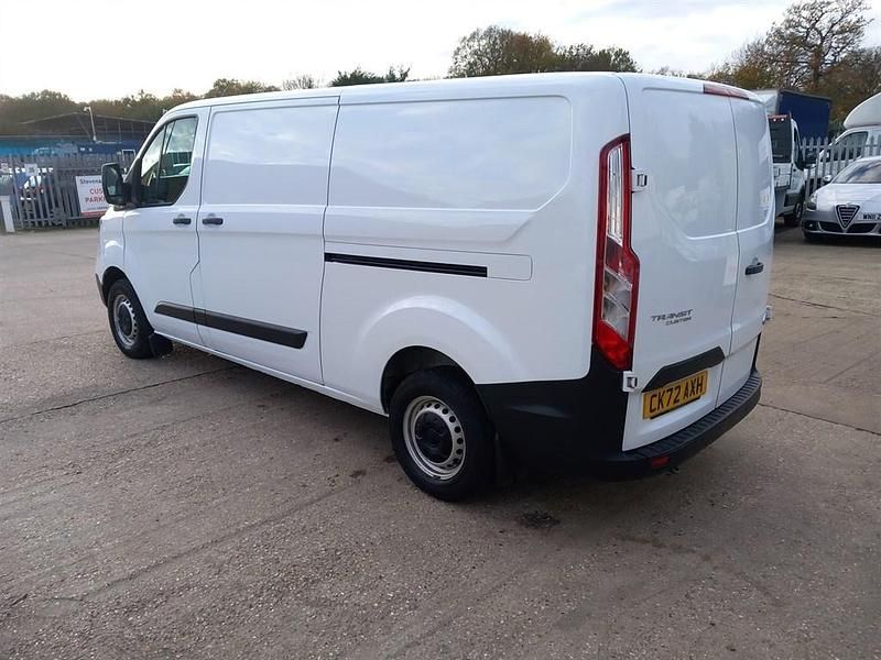 Usado Ford Transit Custom S 130 HP (95 kW) 2022 Branco Van