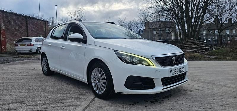 Used Peugeot 308 Active 2019 White Hatchback