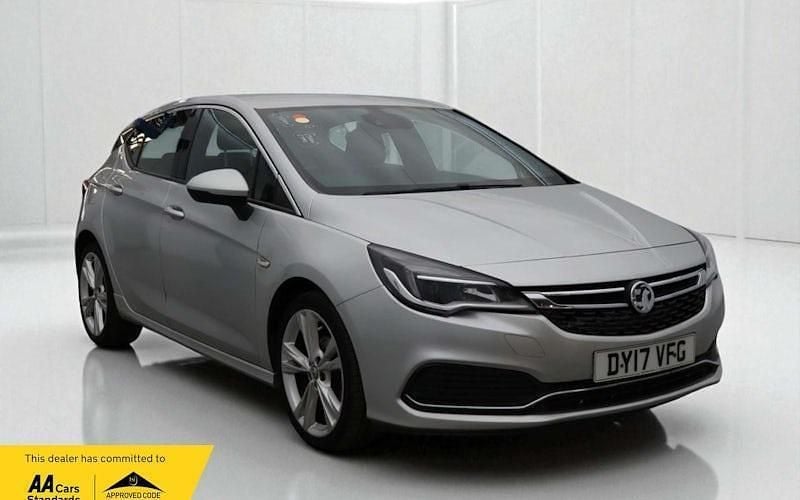 Used 2019 Vauxhall Astra SRi Hatchback | £6,250 (Good price) - Image 1/4