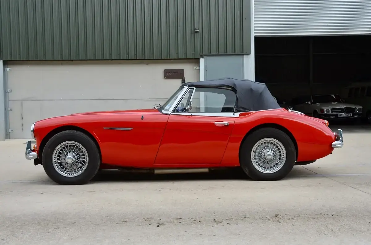 Used Austin 3-Litre 1984 Red