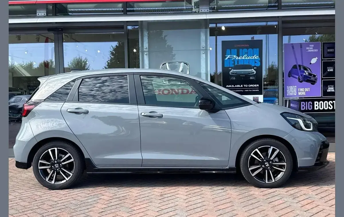 Used Honda Jazz Advance 122 HP (89 kW) 2023 Urban grey Hatchback