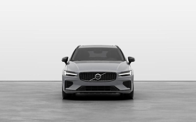 New Volvo V60 Ultra 455 HP (334 kW) 2025 Vapour grey Estate