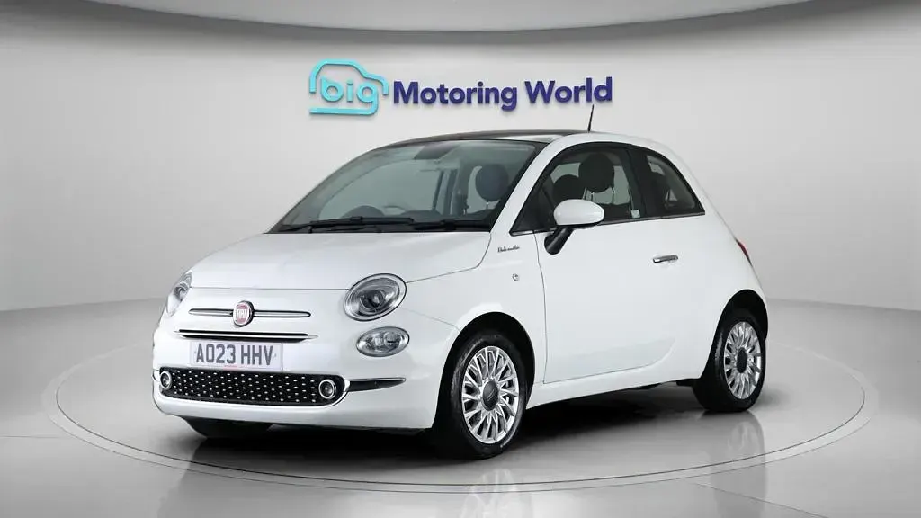 Used Fiat 500 Dolcevita 70 HP (51 kW) 2023 White Hatchback