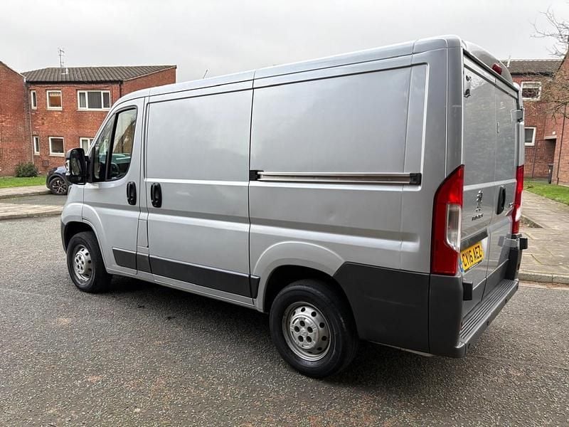 Used Peugeot Boxer 110 HP (80 kW) 2016 Silver Van