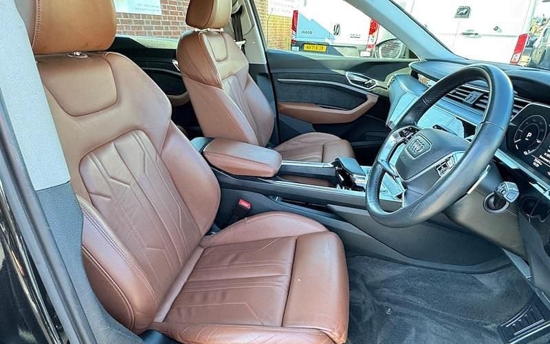 Used Audi e-tron Sport 230 kW (313 HP) 2022 SUV