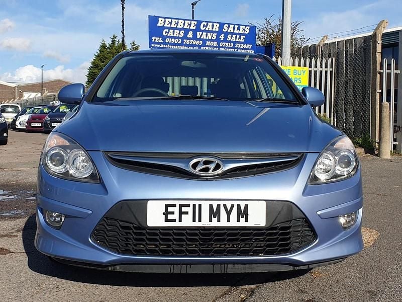 Blue Used 2011 Hyundai i30 Classic Hatchback | £2,995 (A bit pricey) - Image 1/4