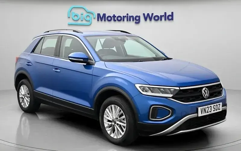 Used VW T-Roc Life 110 HP (80 kW) 2023 SUV