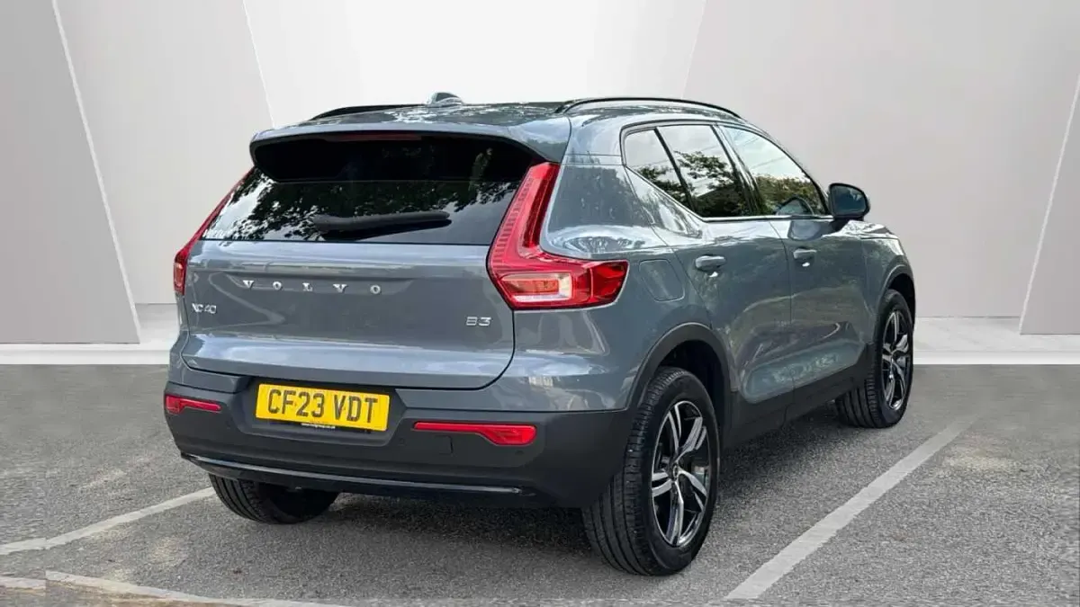 Used Volvo XC40 Plus 163 HP (119 kW) 2023 Grey SUV