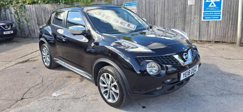 Black Used 2018 Nissan Juke Tekna SUV | £7,495 (Fair price) - Image 1/4