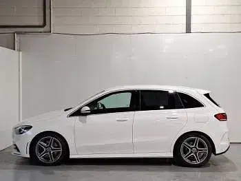Used Mercedes B220 Executive 190 HP (139 kW) 2020 White Hatchback