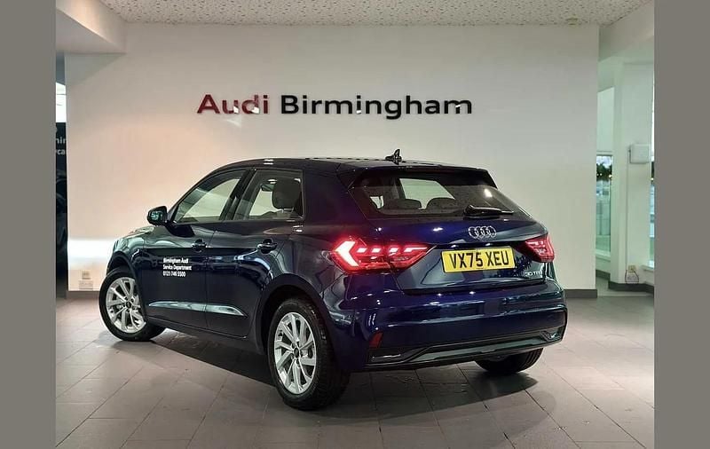 Ny Audi A1 Sport 113 HK (83 kW) 2025 Blå SUV