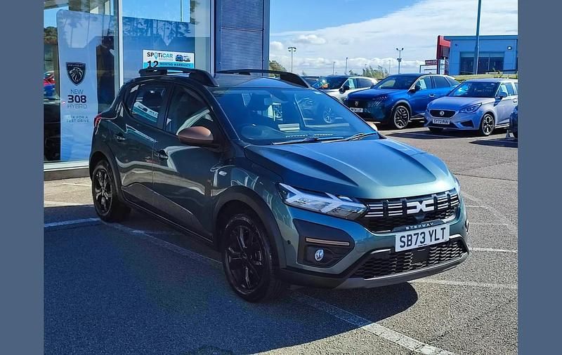 Used Dacia Sandero Extreme 90 HP (66 kW) 2023 Green Hatchback