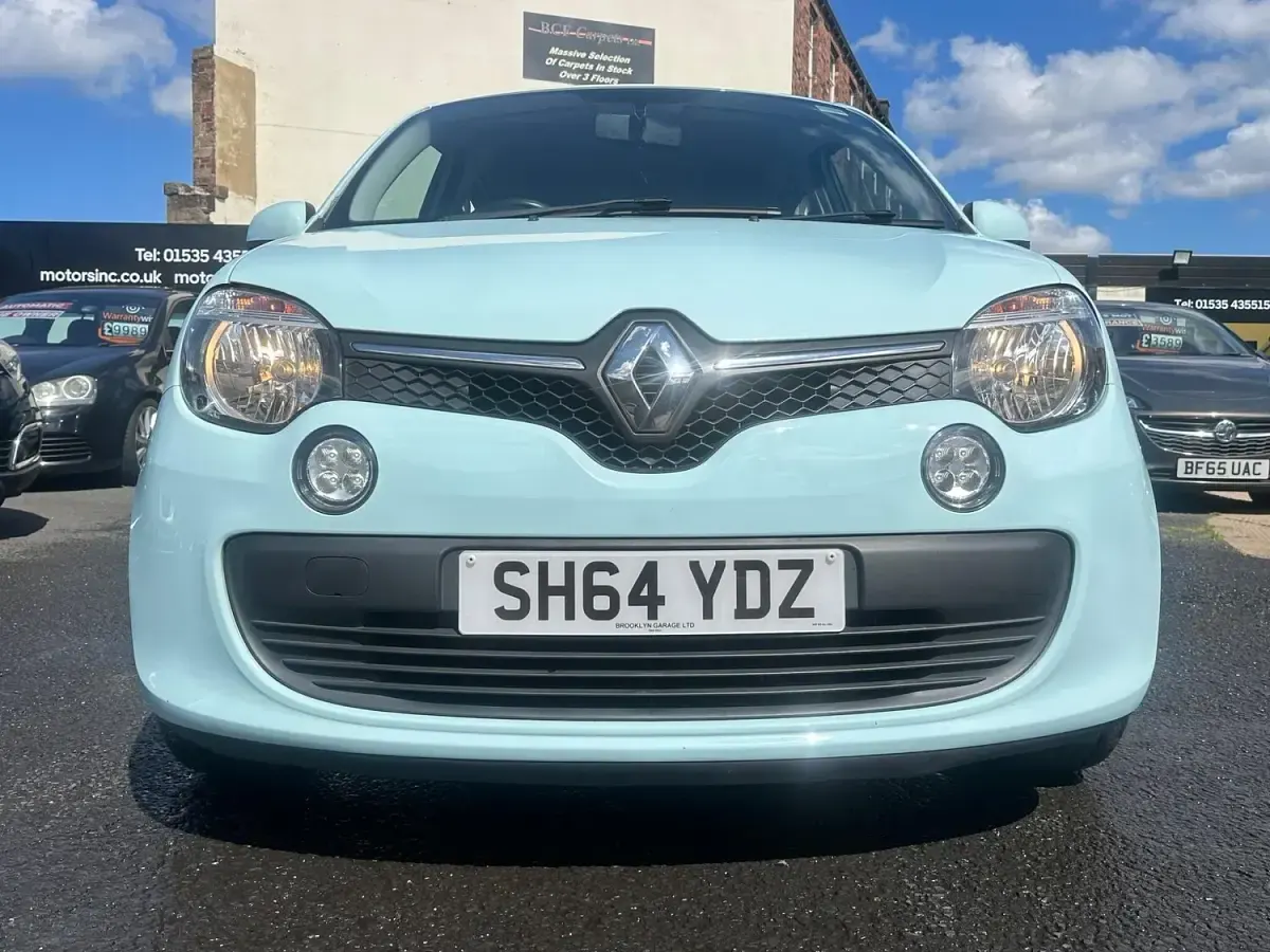 Used Renault Twingo Play 2014 Blue Hatchback