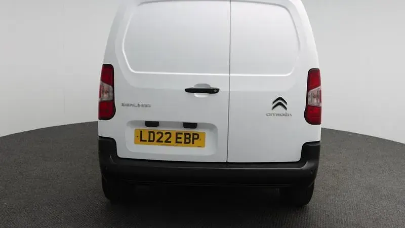 Used Citroën Berlingo 100 HP (73 kW) 2022 White MPV