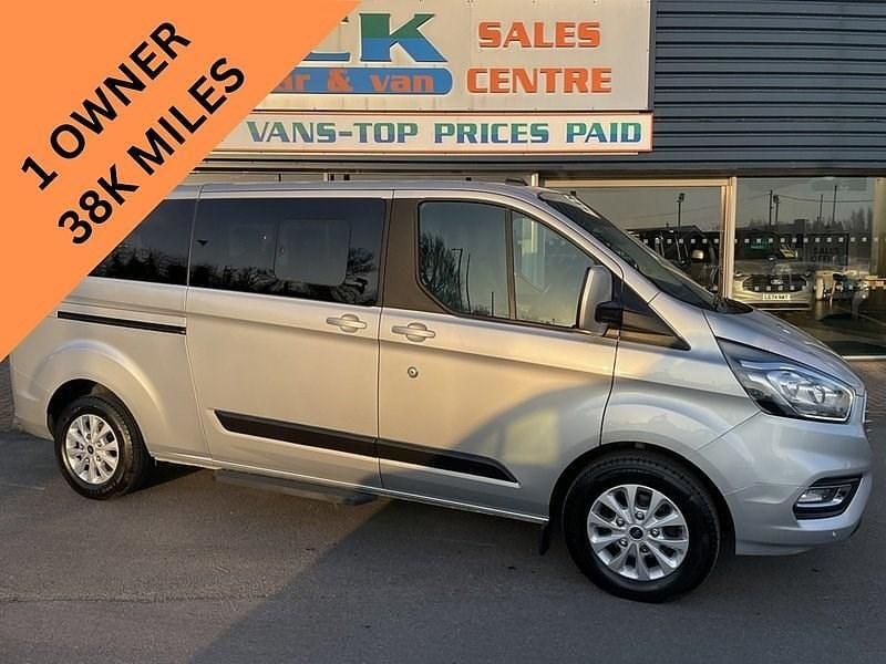 Used Ford Tourneo Custom Zetec 105 HP (77 kW) 2020 Silver Van
