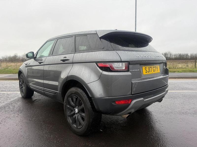 Used Land Rover Range Rover evoque SE 2017 Grey Estate