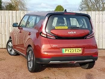 Used Kia Soul Urban 134 HP (98 kW) 2023 Orange SUV