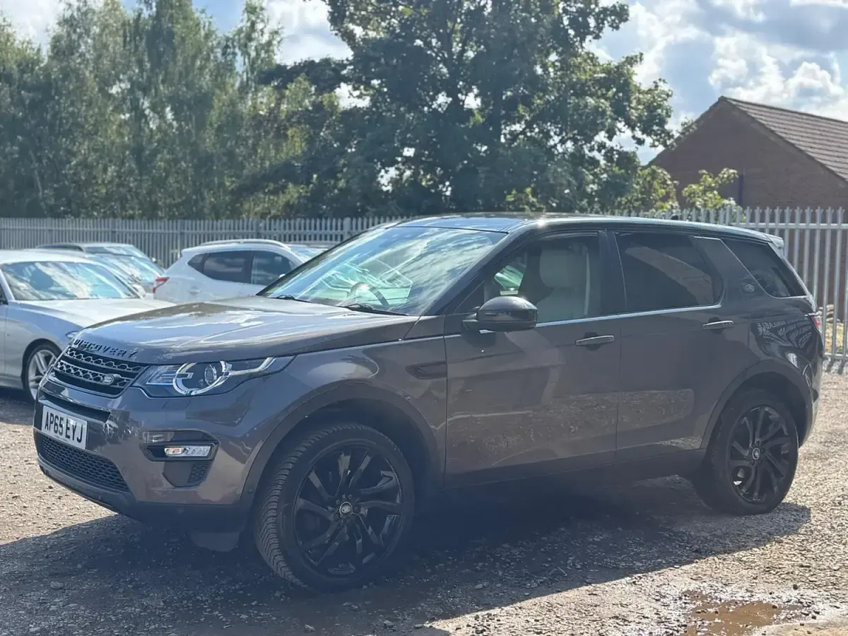 Used Land Rover Discovery Sport HSE 177 HP (130 kW) 2016 Grey SUV