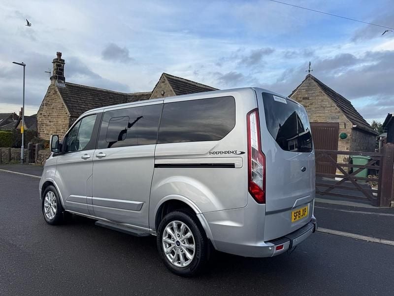 Used Ford Tourneo Custom Titanium 2019 Silver Van