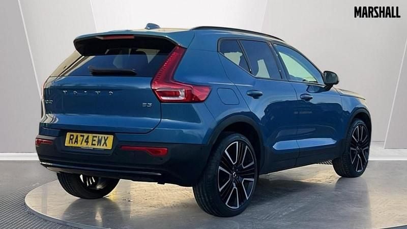 Used Volvo XC40 Ultra 163 HP (119 kW) 2025 Blue SUV