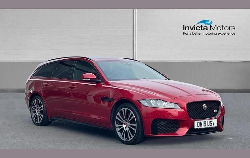 Used Jaguar XF Sportbrake S 296 HP (217 kW) 2019 Red Estate