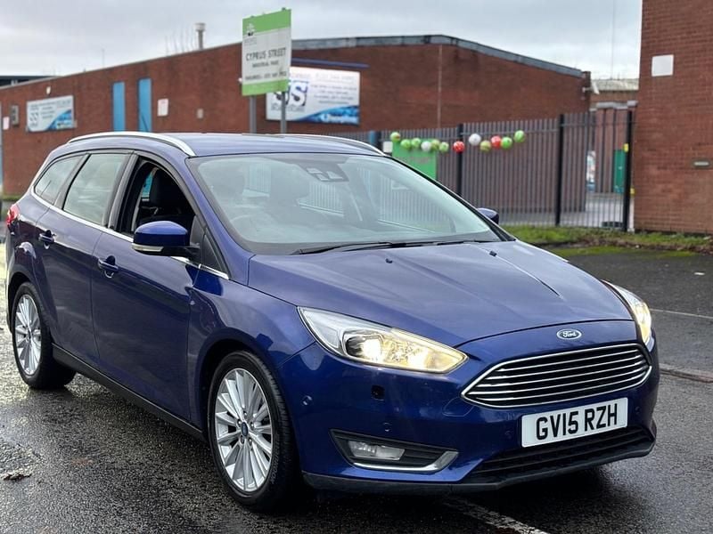 Blue Used 2015 Ford Focus Titanium X Estate | £5,990 - Image 1/4