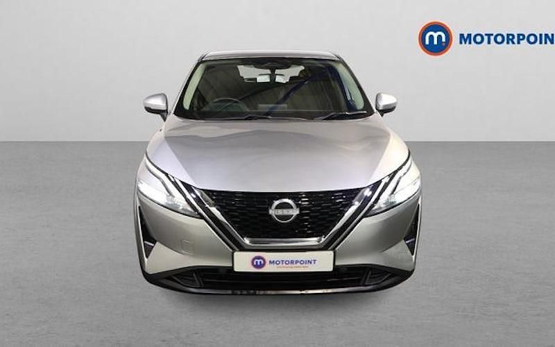 Used Nissan Qashqai Acenta Premium 158 HP (116 kW) 2023 Silver SUV