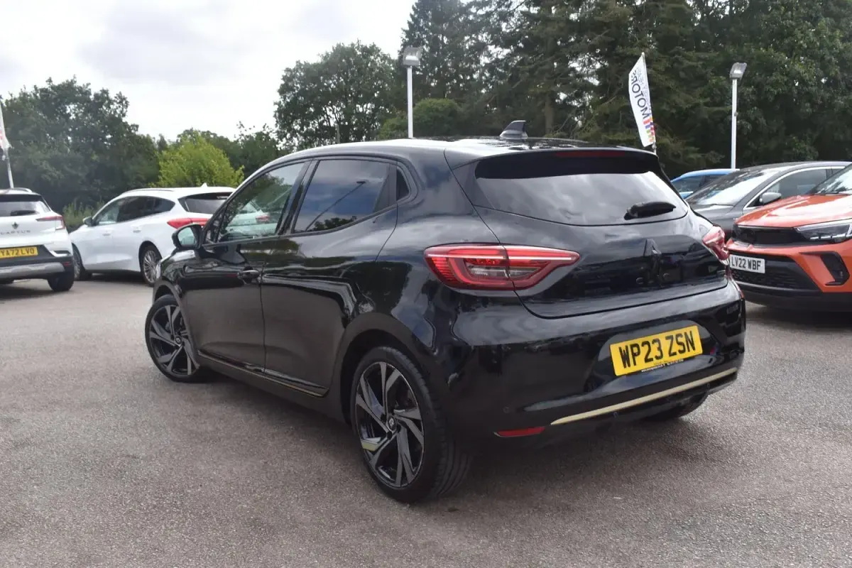 Used Renault Clio Engineered 2023 Black Hatchback