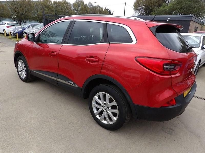 Used Renault Kadjar Dynamique 110 HP (80 kW) 2017 Red SUV