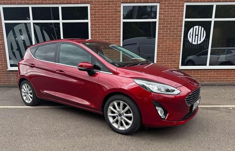 Red Used 2019 Ford Fiesta Titanium Hatchback | £9,000 (Good price) - Image 1/4