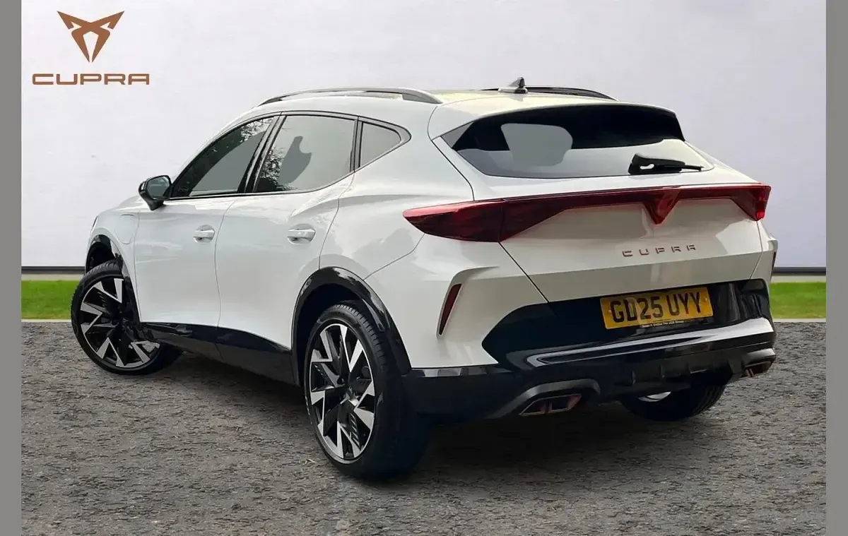 Used Cupra Formentor 200 HP (147 kW) 2025 White SUV