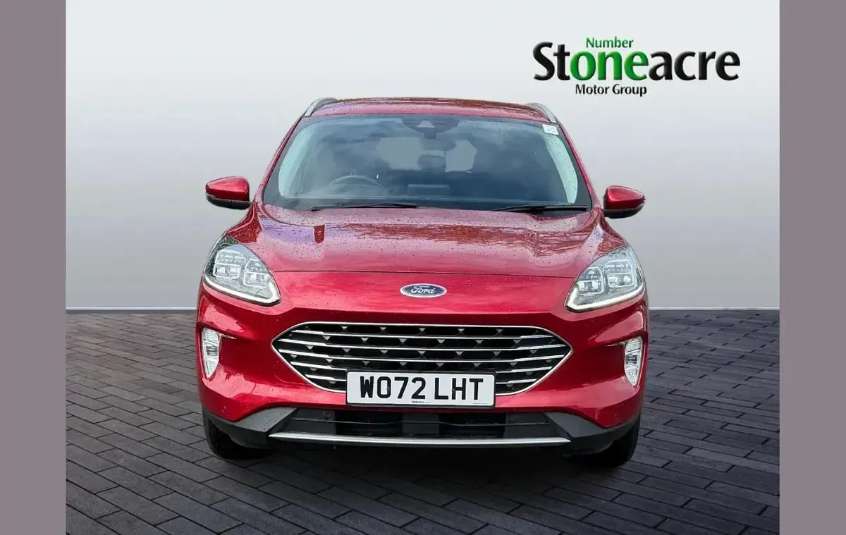 Used Ford Kuga Titanium 150 HP (110 kW) 2023 Red SUV