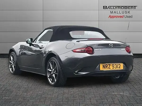 Used Mazda MX5 Inclusive 184 HP (135 kW) 2018 Grey Cabriolet