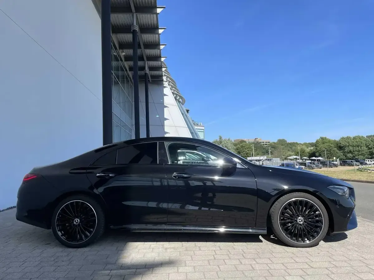 Used Mercedes CLA220 AMG Line Premium Plus 190 HP (139 kW) 2024 Black Coupe