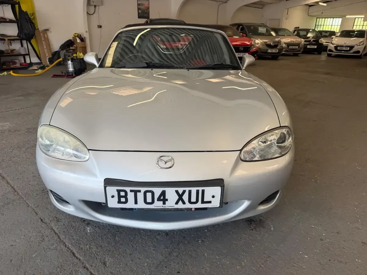Used Mazda MX5 Edition 140 HP (102 kW) 2004 Silver Cabriolet