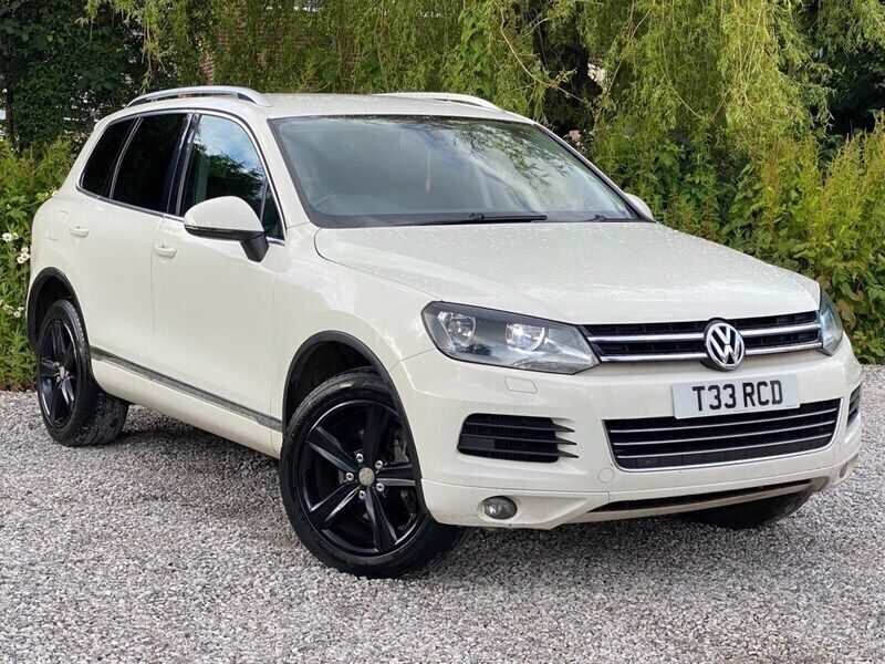 White Used 2011 VW Touareg SE SUV | £5,995 (Good price) - Image 1/3