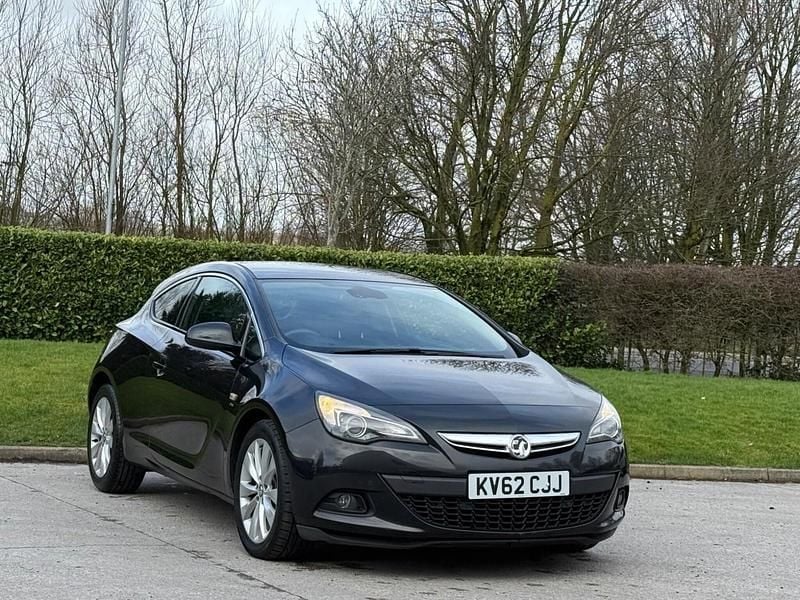 Used Vauxhall Astra GTC SRi 2012 Black Hatchback