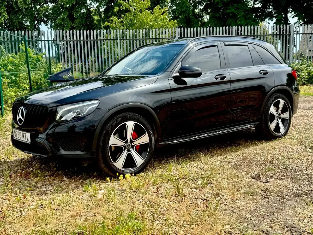 Used Mercedes GLC220 Urban 167 HP (122 kW) 2018 Black SUV