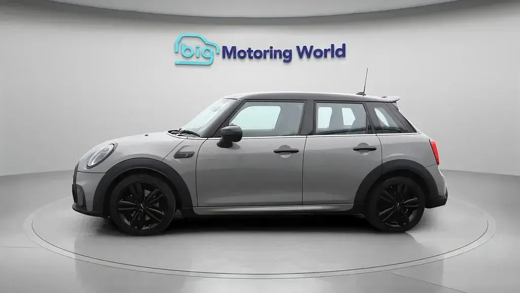 Usado Mini Cooper S Hatch 178 HP (130 kW) 2022 Cinzento Citadino