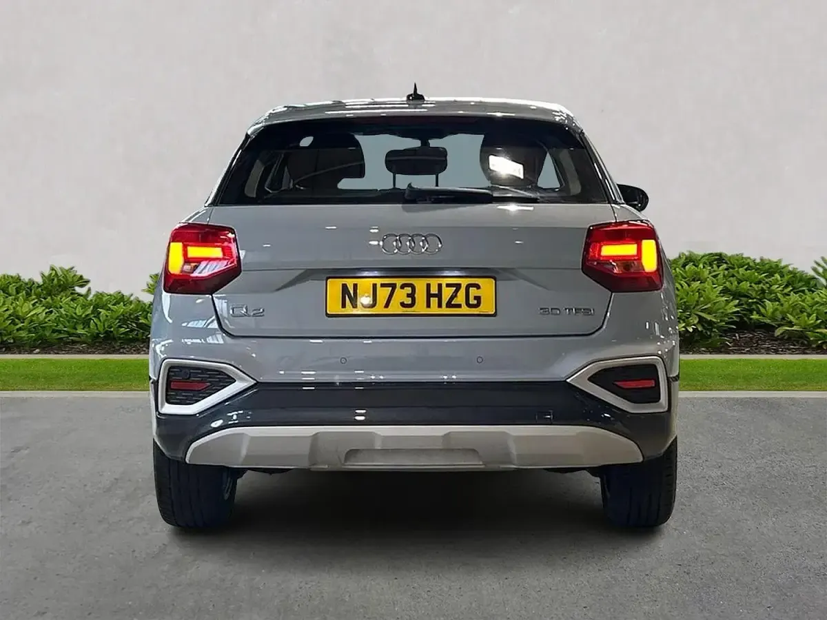 Used Audi Q2 Sport 110 HP (80 kW) 2023 Grey SUV