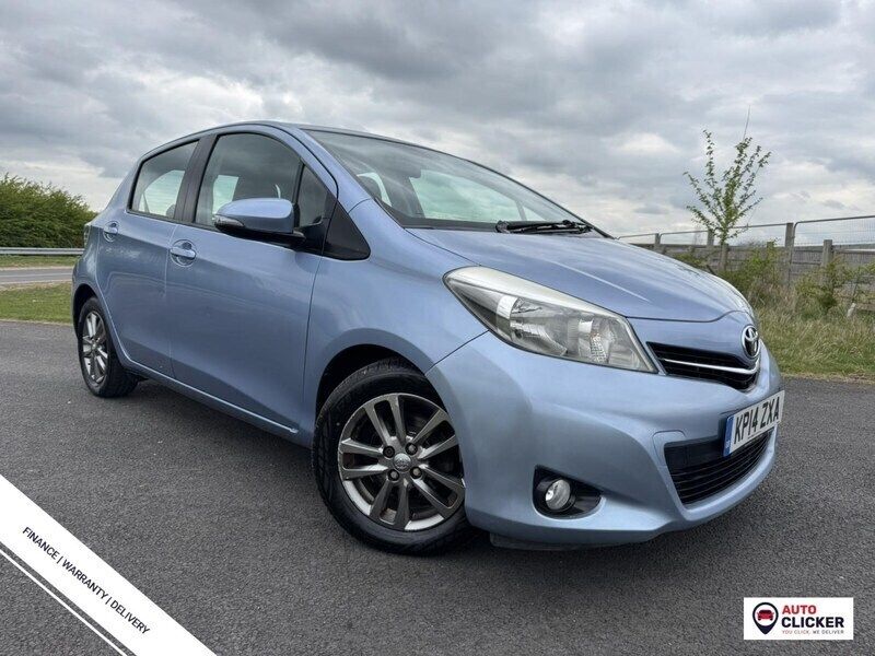 Blue Used 2014 Toyota Yaris Plus Hatchback | £3,290 (Fair price) - Image 1/4
