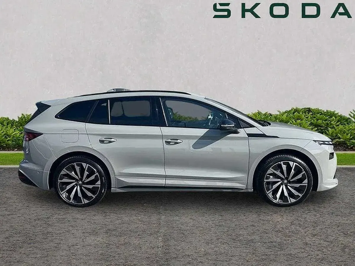 Used Skoda Enyaq iV SportLine 154 kW (210 HP) 2026 Meteor grey SUV