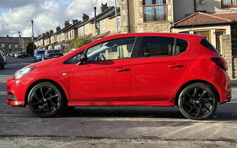 Used Vauxhall Corsa SRi 90 HP (66 kW) 2019 Red Hatchback