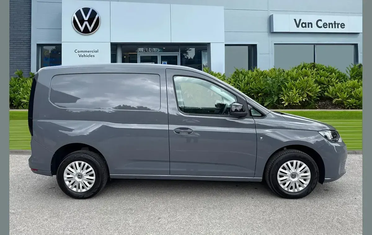 Used VW Caddy 101 HP (74 kW) 2025 Grey MPV
