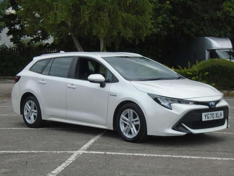White Used 2020 Toyota Corolla Estate | £15,490 (Fair price) - Image 1/4