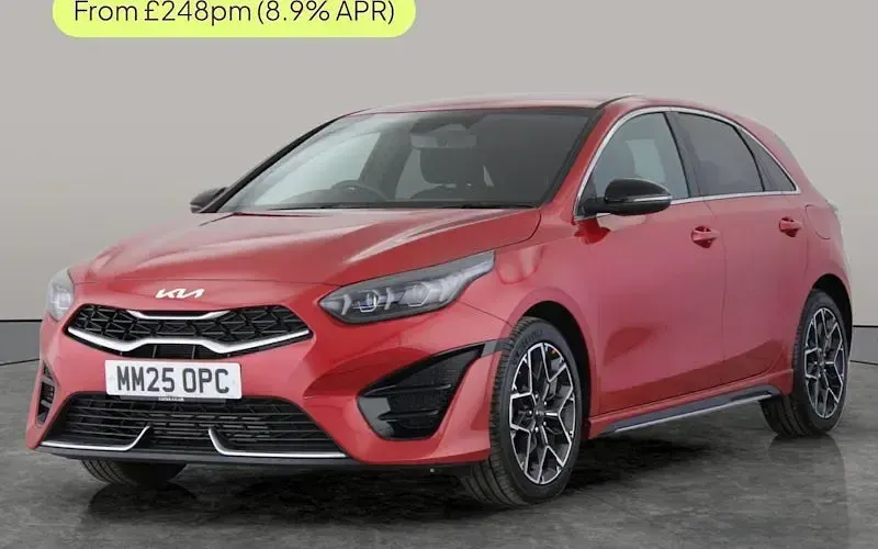 Usado Kia Ceed GT-Line 140 HP (102 kW) 2024 Citadino