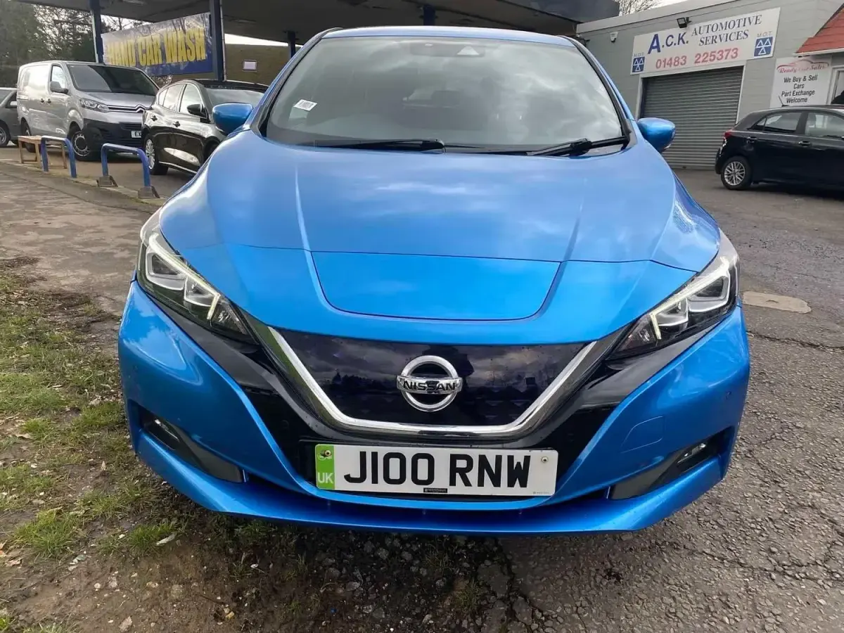 Used Nissan Leaf Tekna 160 kW (218 HP) 2020 Blue Hatchback