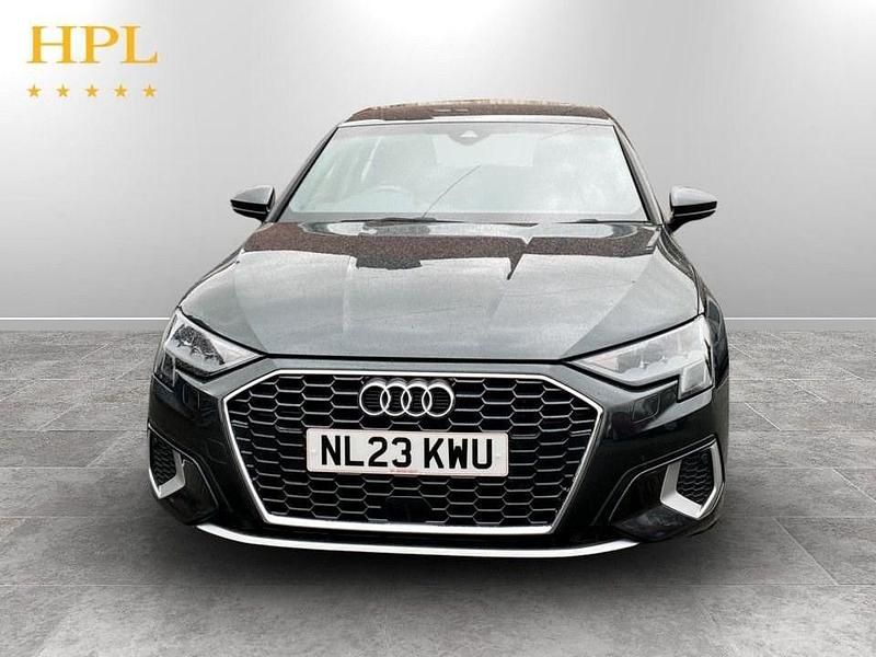 Begagnad Audi A3 Sportback e-tron Sport 2023 Grå Halvkombi