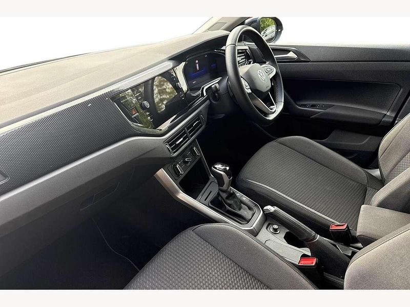 Used VW Taigo Life 110 HP (80 kW) 2022 Black SUV