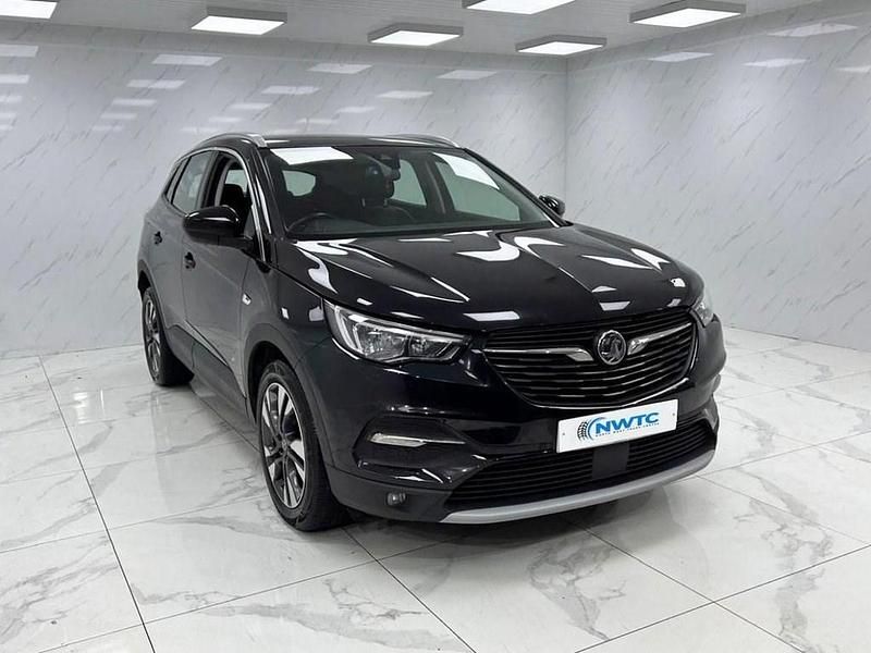 Used Vauxhall Grandland X Sport 130 HP (95 kW) 2019 Black SUV